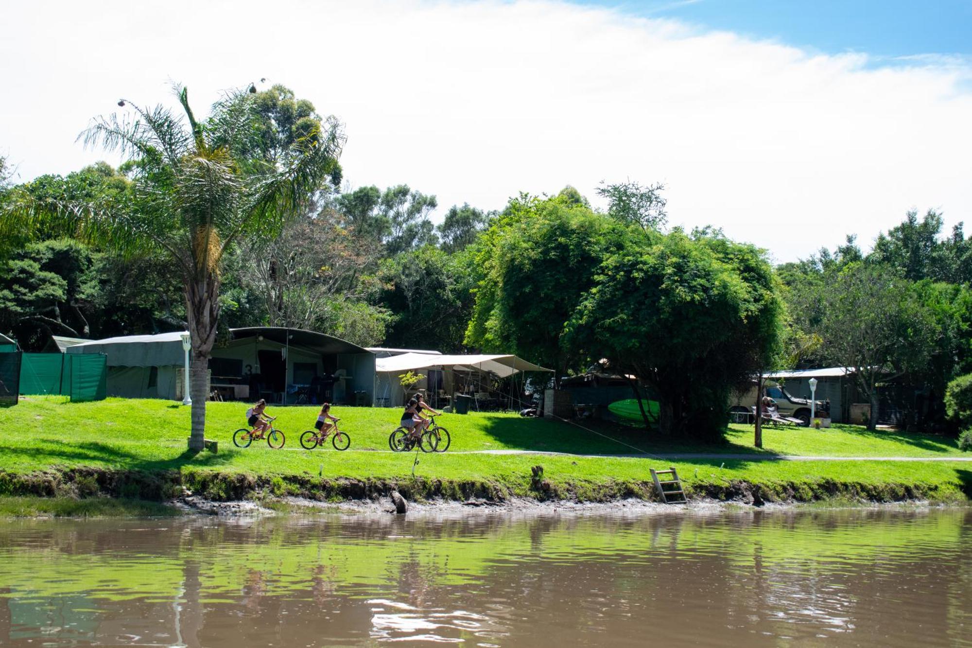 Areena Riverside Resort Kwelera Eksteriør bilde